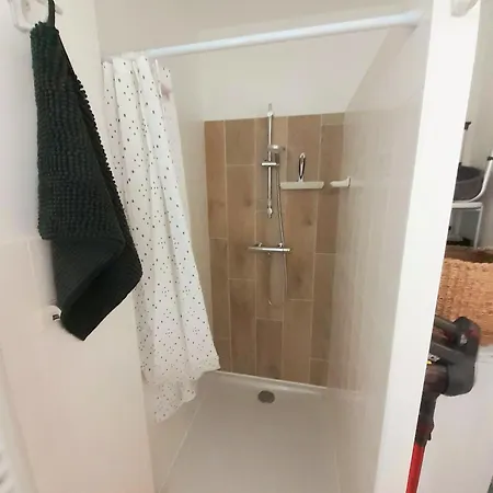 La Casa D'isa Дюси-Ле Шери